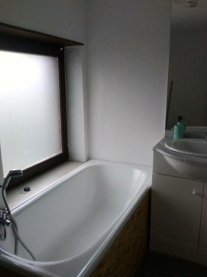 Le p'tit gîte d'Enhet Ciney Buitenkant foto